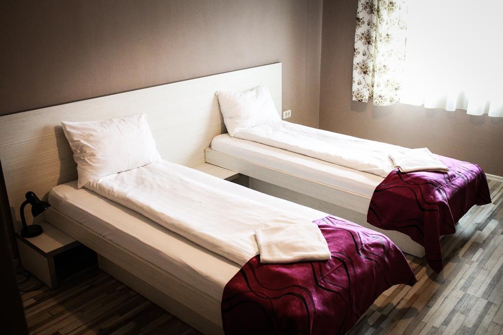 Pensiunea Oxana Lipova Habitación foto