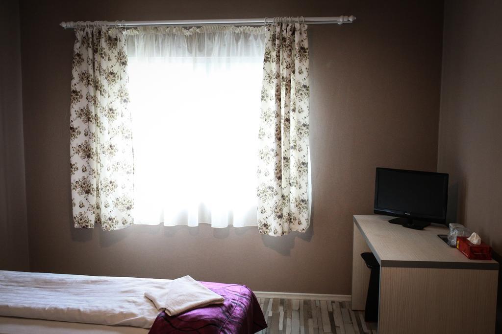 Pensiunea Oxana Lipova Habitación foto